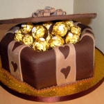 golden cake for birthdays
