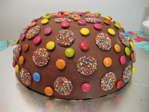 adult-birthday-cake-ideas-round-pink-white-polka-dot ...