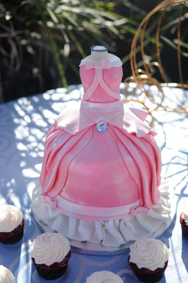 ribbon style cake designs for girls