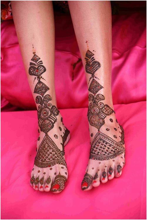 Bridal mehndi designs for feet