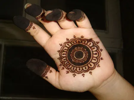 easy mehndi designs for hands