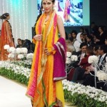 mehndi dresses by pakistani designers 2015